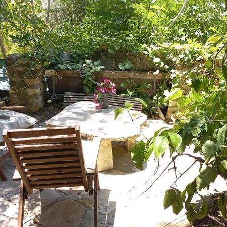 View Of The Valley Guest House Jerusalem Exterior photo